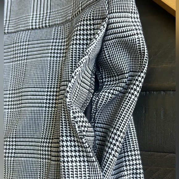 Ann Taylor Plaid Stretch Pants - Picture 6 of 10